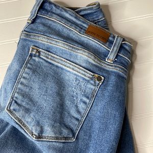 Judy Blues Slim Fit NWOT